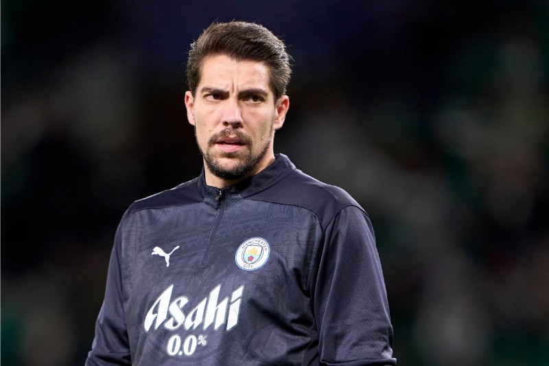 Ortega chia tay Man City