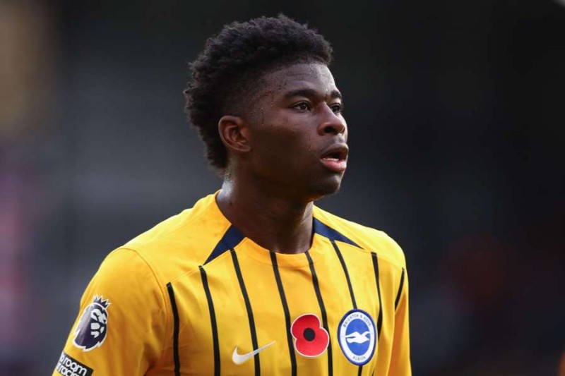 Chelsea nẫng tay trên MU thương vụ mua Carlos Baleba 2 Nhiều ông lớn muốn chiêu mộ Baleba