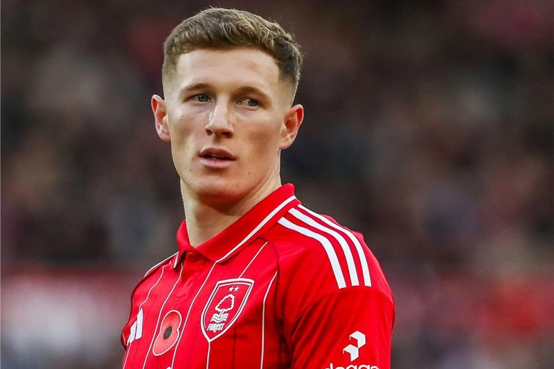 Quỷ đỏ muốn nâng tầm tuyến tiền vệ bằng Anderson