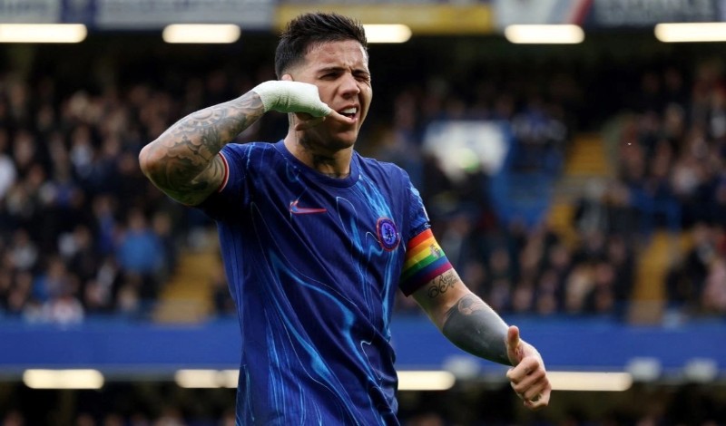 Real Madrid vung 120 triệu euro mua Enzo Fernandez 2 Enzo đang chơi ấn tượng tại Ngoại hạng Anh