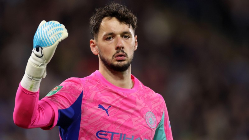 James Trafford muốn ‘đào tẩu’ khỏi Man City 2 Leeds muốn ký hợp đồng với Trafford