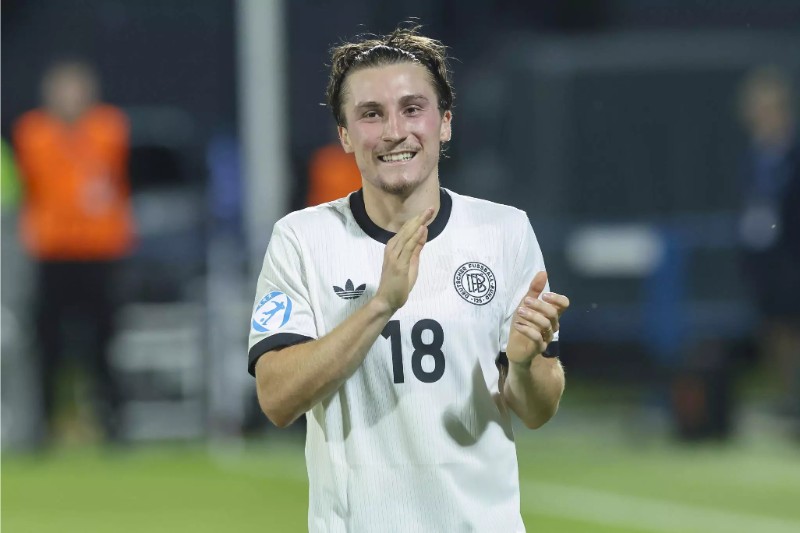 MU chi 40 triệu euro mua Rocco Reitz 2 MU cân nhắc dùng Reitz thay thế Casemiro